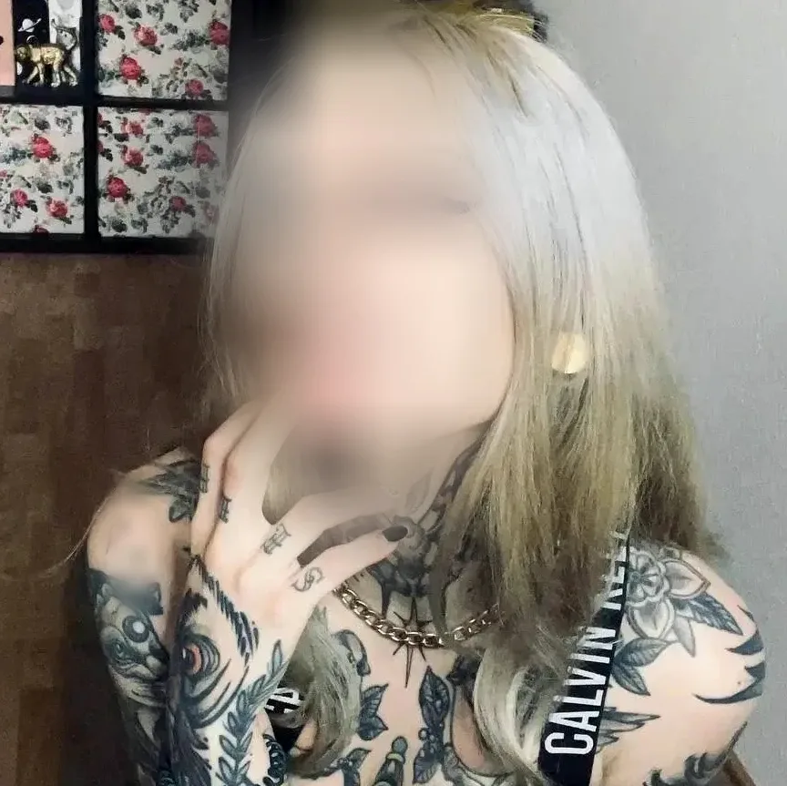 Gemma, 21