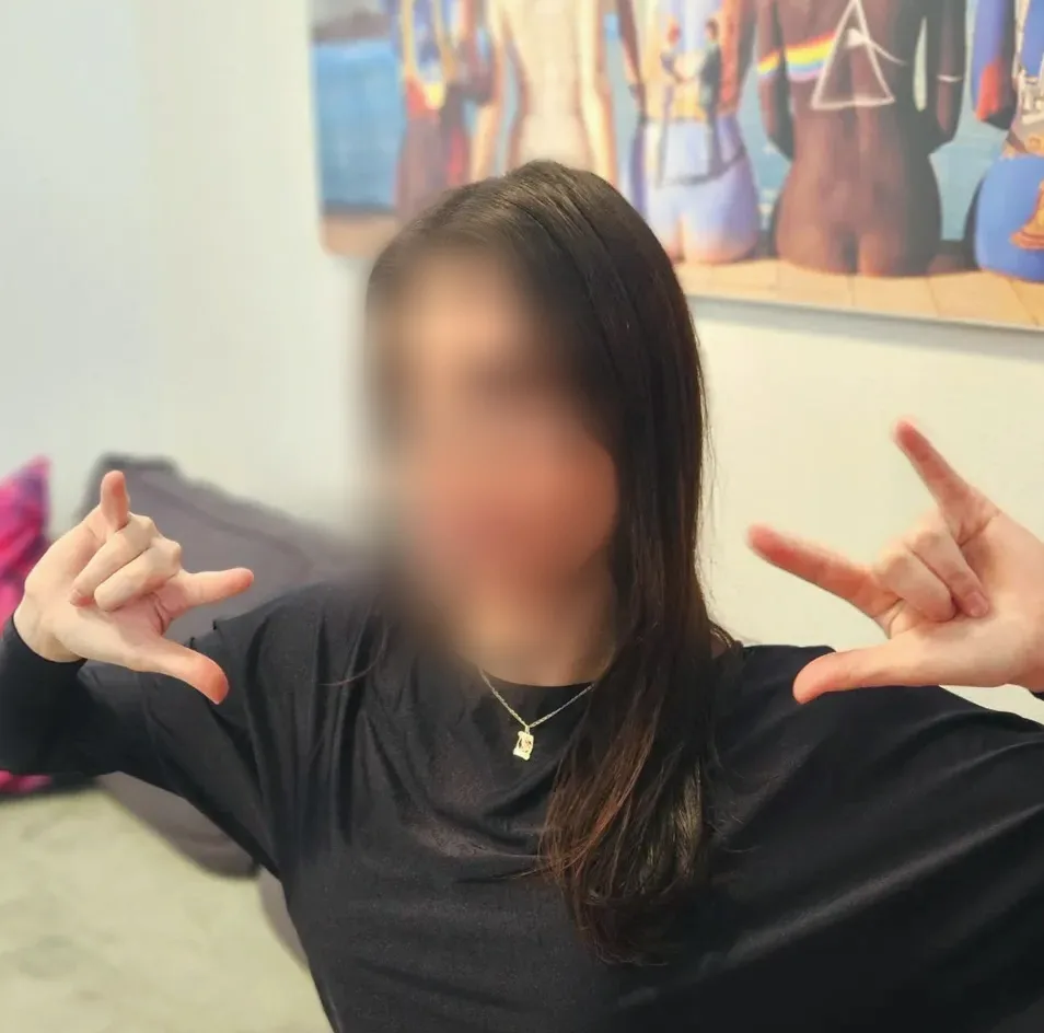 Sunita, 27